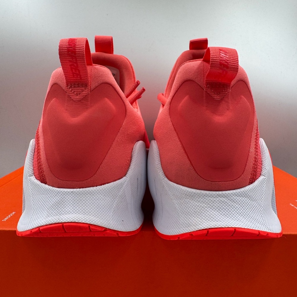 Nike Free Metcon 6 Magic Ember Bright Crimson BRAND NEW Multiple Sizes - Picture 4 of 7